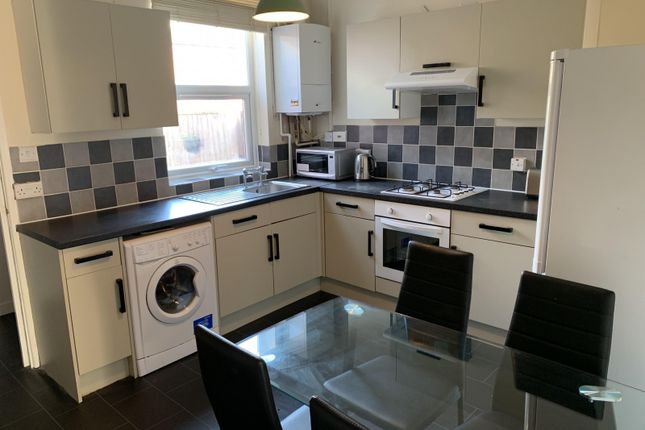 Terraced house to rent in Hawthorne Grove, Beeston