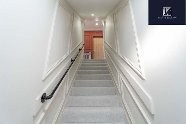 Lochlibo Avenue, Glasgow photo 3