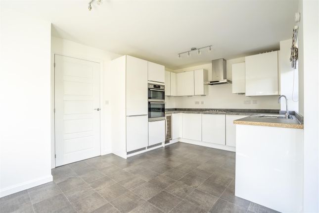 15, Heathside, York photo 4