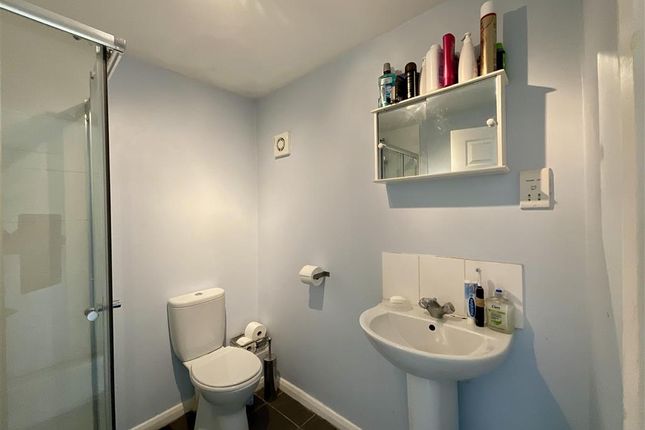 Town house for sale in Cranbourne Close, Horley, Surrey