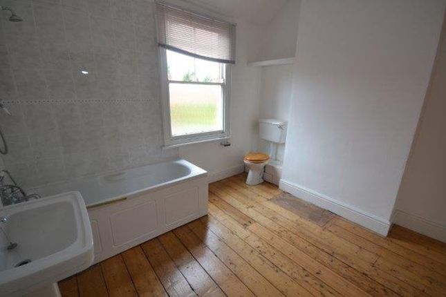 Cottage to rent in South Knighton Road, Leicester