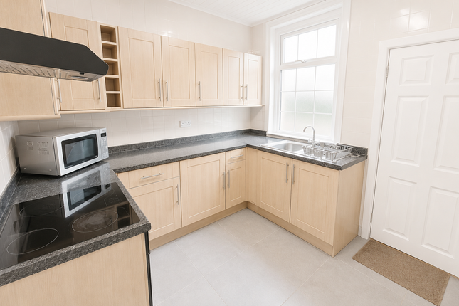 24 Avondale Street, Bolton photo 5