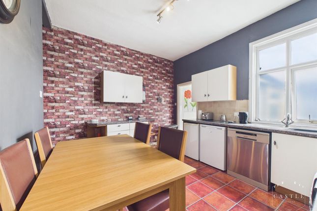 18, Princess Road, Hinckley photo 3