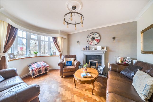 29, Ashdene Crescent, Ash photo 2