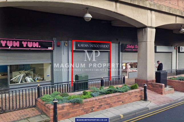 Retail premises to let in 4 Exchange Walk, Middlesbrough