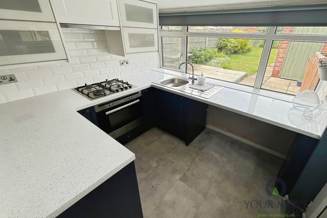 31, Doris Road, Derbyshire photo 2