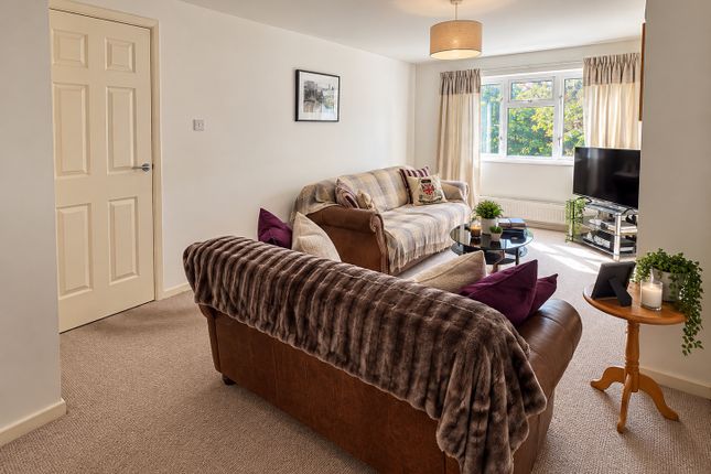 14a, Charnwood Grove, Mansfield Woodhouse photo 3