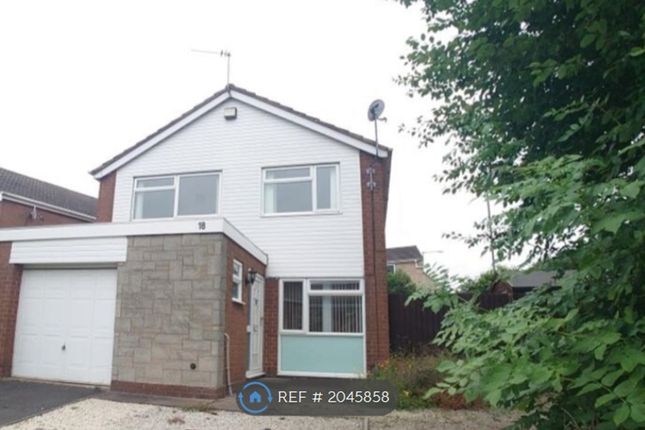 Detached house to rent in Pembroke Close, Warwick
