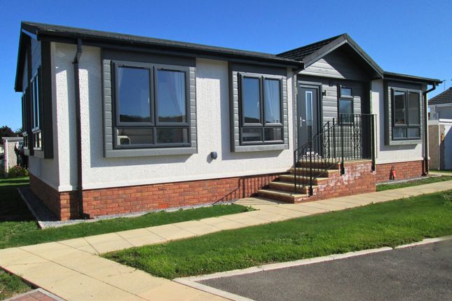 2-bed caravan on 22A, Ivy House Park, Taunton, £195,000