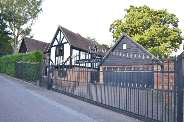 Thumbnail Detached house for sale in Hedgerow Lane, Arkley, Barnet, Hertfordshire