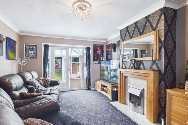 11, Dart Avenue, Torquay photo 4