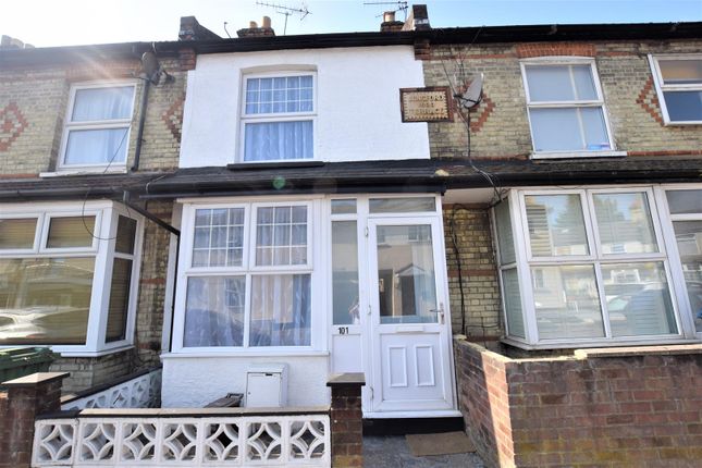 Terraced house to rent in Leavesden Road, Watford