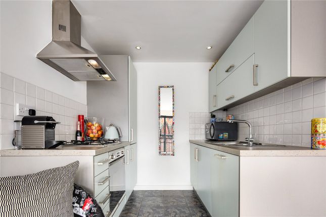 Flat 5, 50, Brooksby's Walk, London photo 3