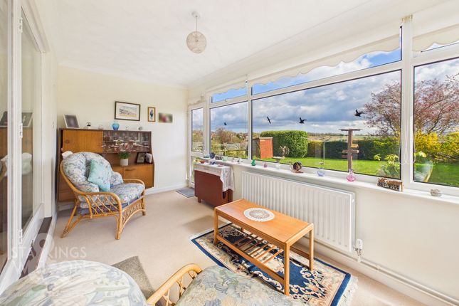 38 Fairfield Road, Bungay photo 4