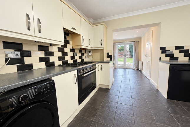 Queensway, Biggleswade photo 3