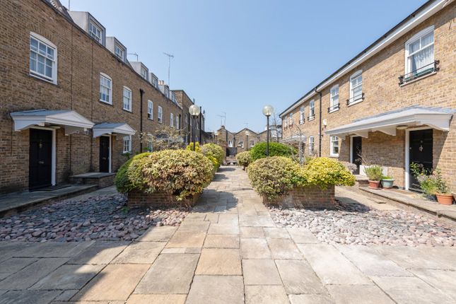 Mews house for sale in Greens Court, Lansdowne Mews, London