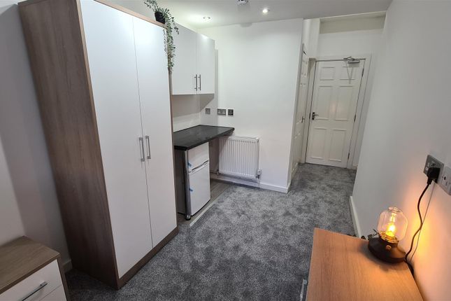 Room 3, 11, Frances Road, Birmingham photo 4