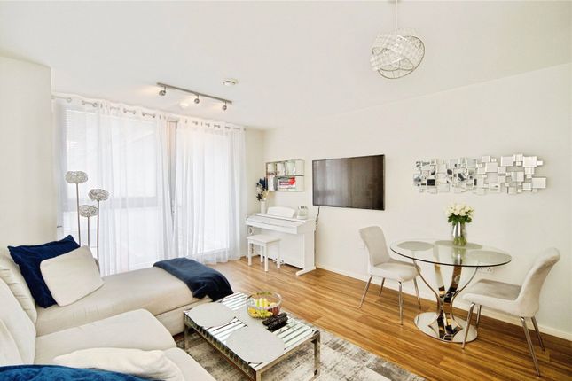 Flat 64, Mar House, 50, The Hyde, London photo 4