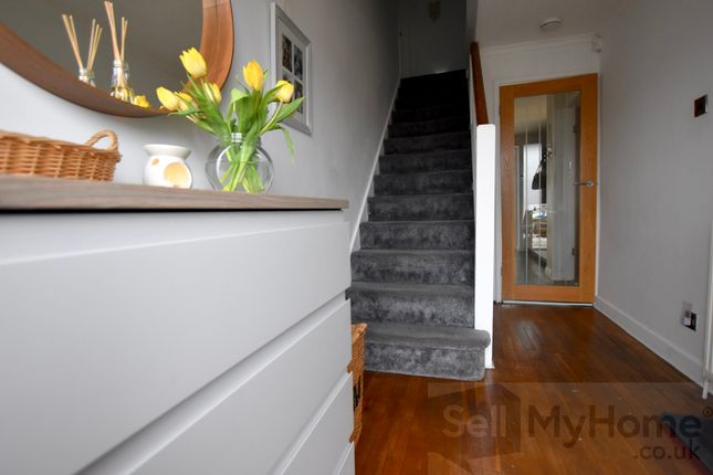 35 Blantyre Avenue, Nottingham photo 2