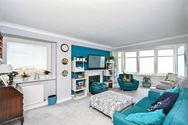 9D, South Cliff Tower, Bolsover Road, Eastbourne photo 3