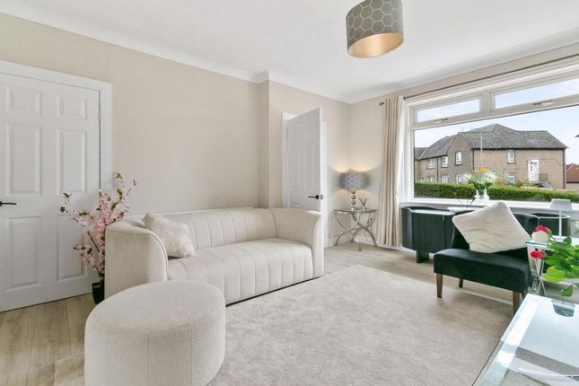 2, Kirkton Avenue, Glasgow photo 2
