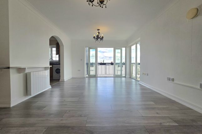Flat 72, Baltic Wharf, Gravesend photo 2