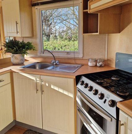 Willerby Rio Gold, Promenade Way, Brightlingsea photo 3