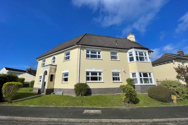 Thumbnail Flat to rent in Lakeside Road, Governors Hill, Douglas, Isle Of Man