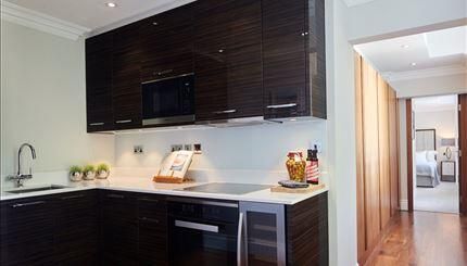 46, Garden House, Kensington Garden Square, London photo 3