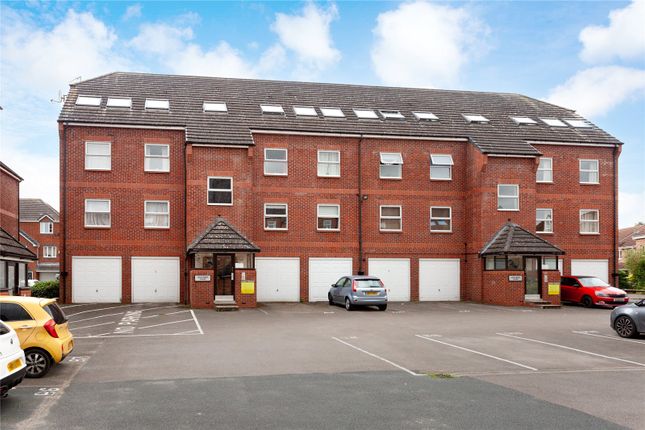 Flat for sale in Whitecross Gardens, York, North Yorkshire