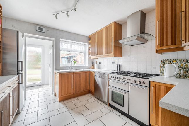 30, Culley Way, Berkshire photo 3