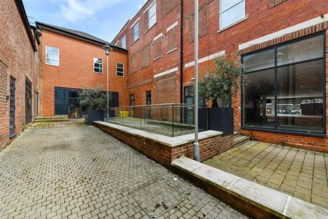 Thumbnail Commercial property to let in Unit 2 Elder Way, Chesterfield, Chesterfield