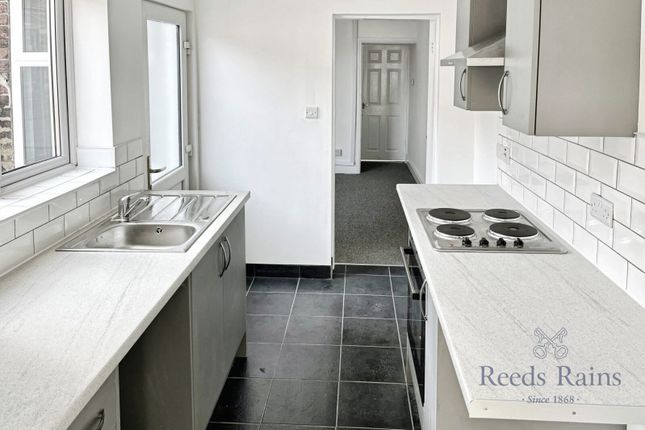 5, May Place, Staffordshire photo 4