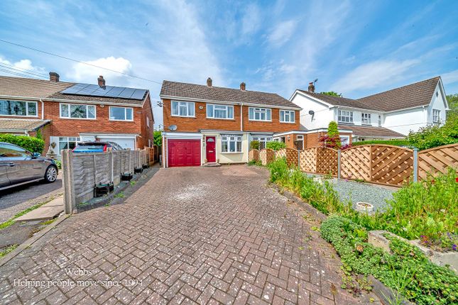 3-bed house on 32, Hood Lane, Rugeley, £275,000