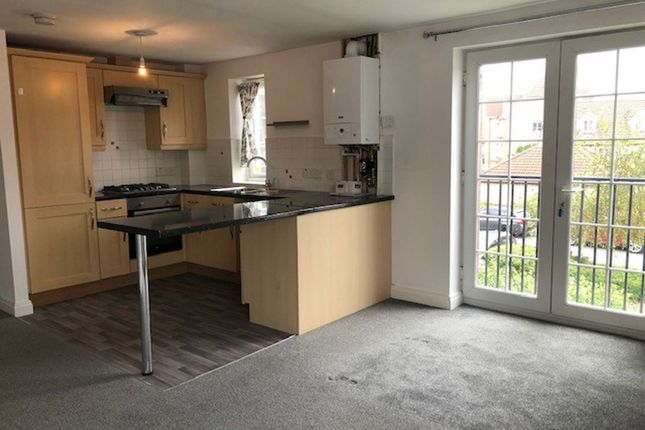 12 Parade Court, Bristol photo 2