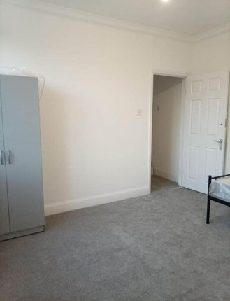 Aston Mews, Romford photo 2