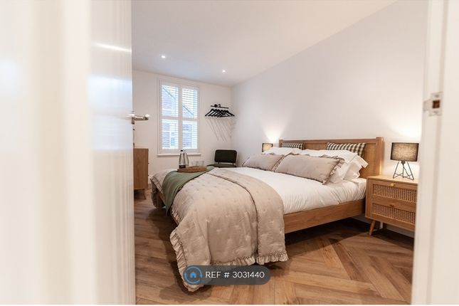 Flat B, Lincoln Street, York photo 4