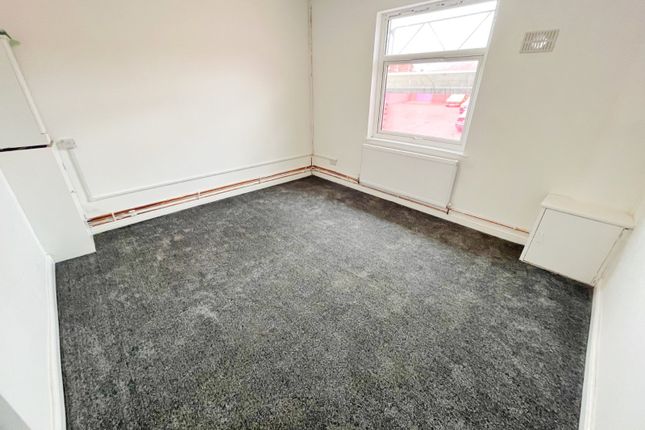 Flat to rent in Waterloo Road, Stoke-On-Trent, Staffordshire