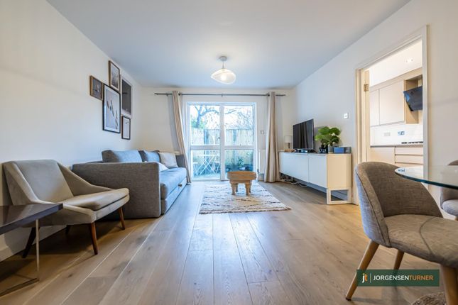 Thumbnail Flat for sale in Pavilion Court, North Maida Vale, London
