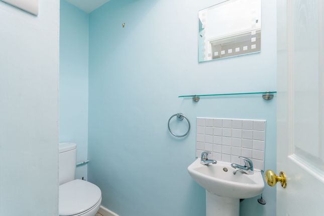 2, Dodd Avenue, Warwick, CV34 photo 4