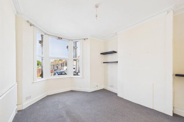 112, Hillside Road, Bristol photo 2