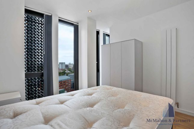 Flat for sale in 87B Newington Causeway, Elephant And Castle, London