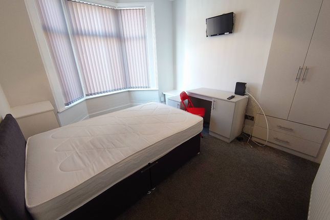 25 Malvern Road, Liverpool photo 5