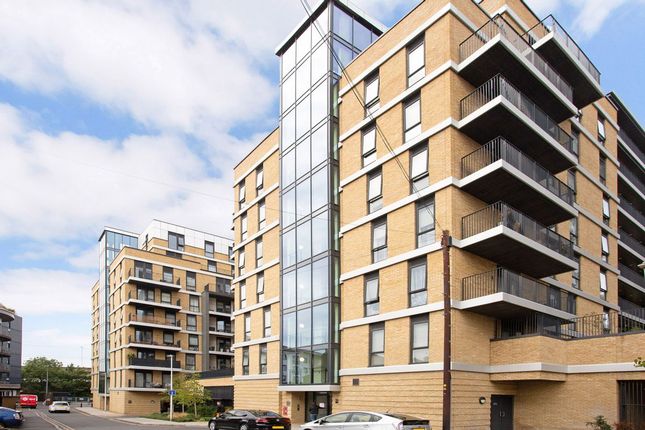 Thumbnail Flat for sale in Roden Street, Ilford