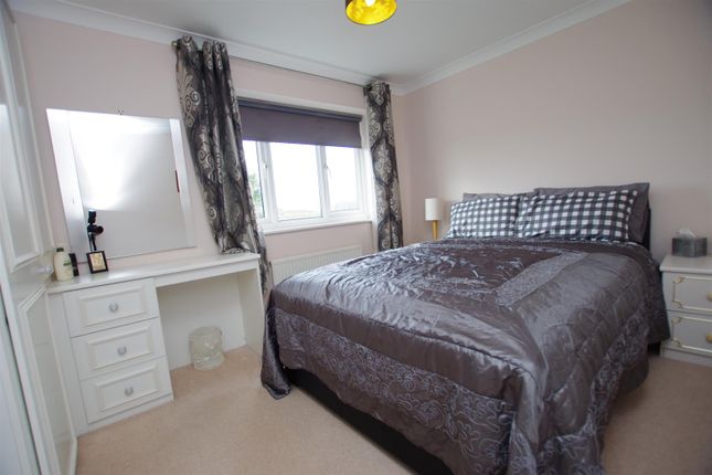 Detached house for sale in Vint Rise, Idle, Bradford
