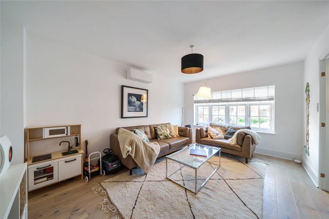 Burnet Drive, Cheltenham photo 2