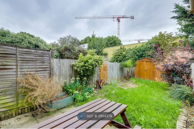 Brookhill Road, London photo 4