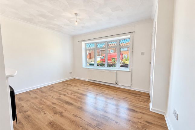 28, Henfield Road, Eastbourne photo 3