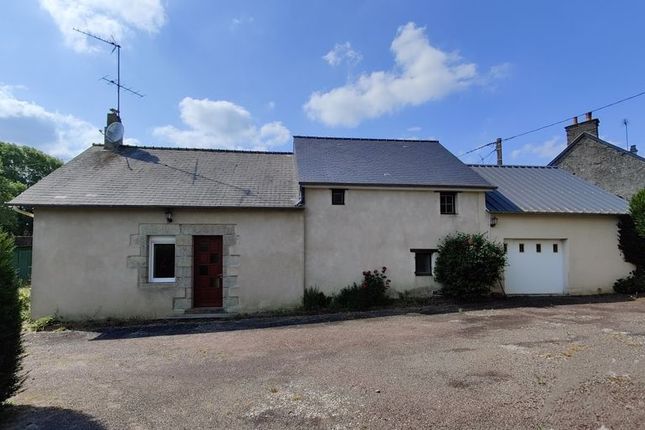 Property for sale in Pays De La Loire, Mayenne, Saint-Aignan-De-Couptrain
