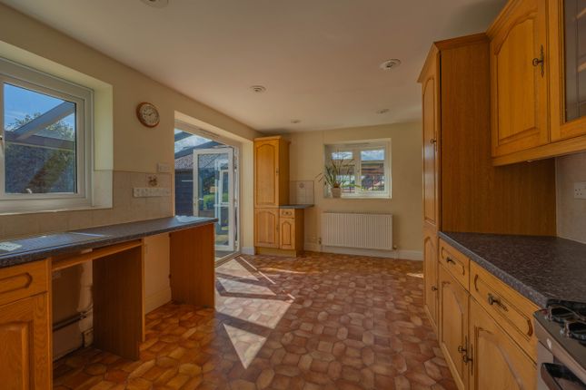 GLASTON, YALLANDS HILL, TAUNTON photo 3